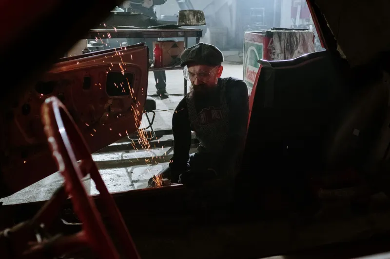 Wrecked But Not Worthless: Why Rebuilders and Hobbyists Are Hunting for Cars Just Like Yours